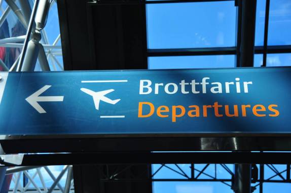 Hora de voltar aos Estados Unidos, no aeroporto de Reykjavik, na Islândia